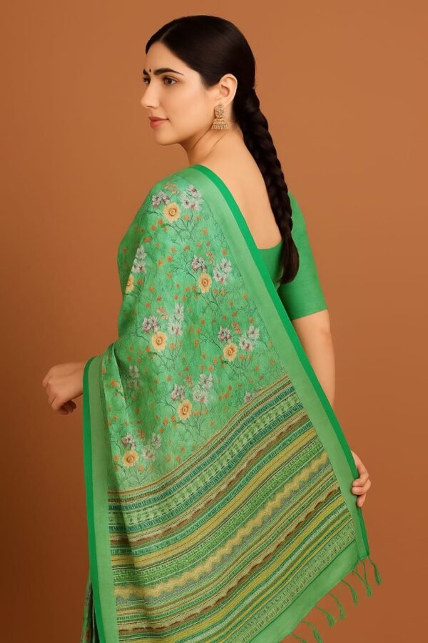 Elegant Green Floral Printed Pure Cotton Saree with Matching Blouse - Image 4